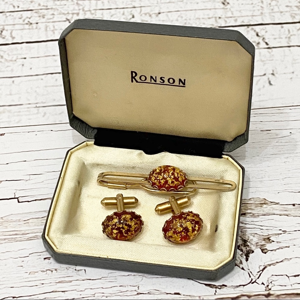 Vintage Red/Gold Cabochon Cufflinks & Clip